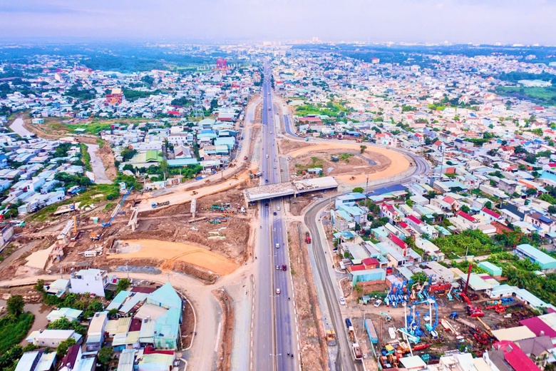 Thời tiết cản tiến độ nhiều dự &aacute;n cao tốc lớn- Ảnh 1.