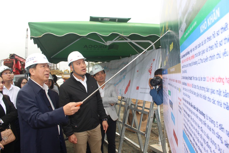 Khắc phục khó khăn, thông tuyến cao tốc tại Cao Bằng và Lạng Sơn đúng hẹn 19/12- Ảnh 5. Khắc phục khó khăn, thông tuyến cao tốc tại Cao Bằng và Lạng Sơn đúng hẹn 19/12- Ảnh 5.