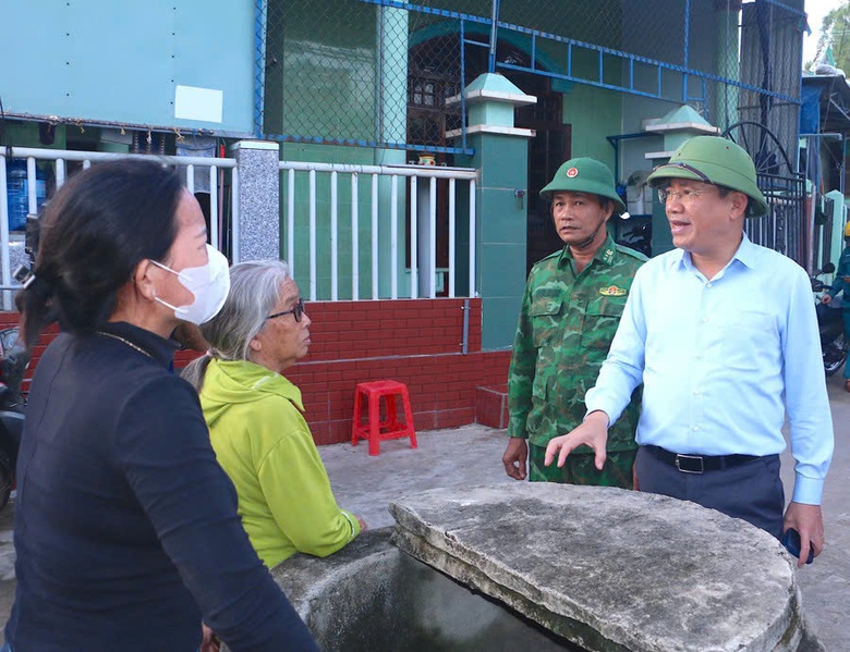 Nơi t&acirc;m b&atilde;o số 13 qu&eacute;t qua: X&acirc;y lại cuộc sống từ những đống hoang t&agrave;n- Ảnh 3.