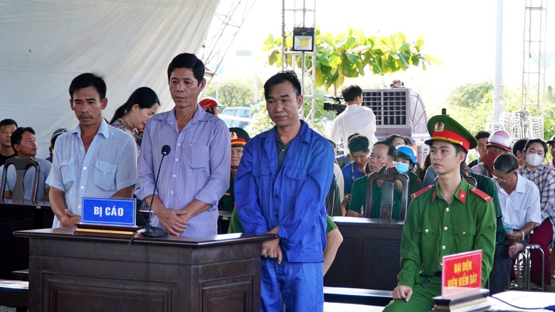 C&agrave; Mau xử nghi&ecirc;m c&aacute;c vụ tổ chức xuất cảnh v&agrave; vận chuyển h&agrave;ng h&oacute;a tr&aacute;i ph&eacute;p- Ảnh 1.