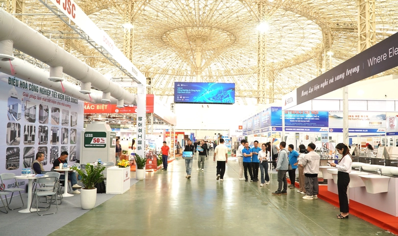 Đa dạng trải nghiệm tại triển lãm Vietbuild Hà Nội 2025- Ảnh 1. Đa dạng trải nghiệm tại triển lãm Vietbuild Hà Nội 2025- Ảnh 1.