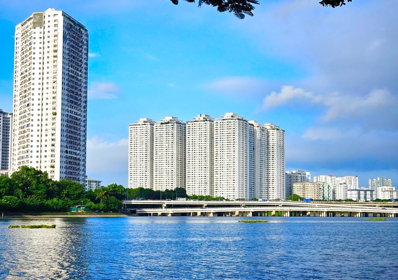 Phát triển đô thị mở, đa cực sau sáp nhập- Ảnh 1. Phát triển đô thị mở, đa cực sau sáp nhập- Ảnh 1.