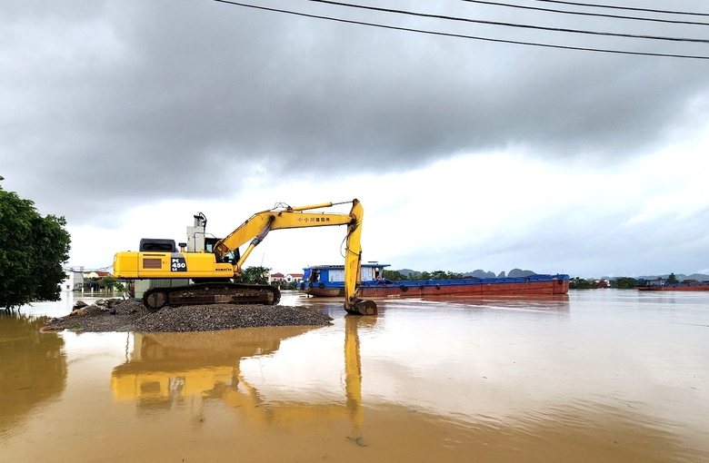 Ninh B&igrave;nh: Tăng cường quản l&yacute; đăng k&yacute;, đăng kiểm t&agrave;u c&aacute; minh bạch, đ&uacute;ng quy định- Ảnh 2.