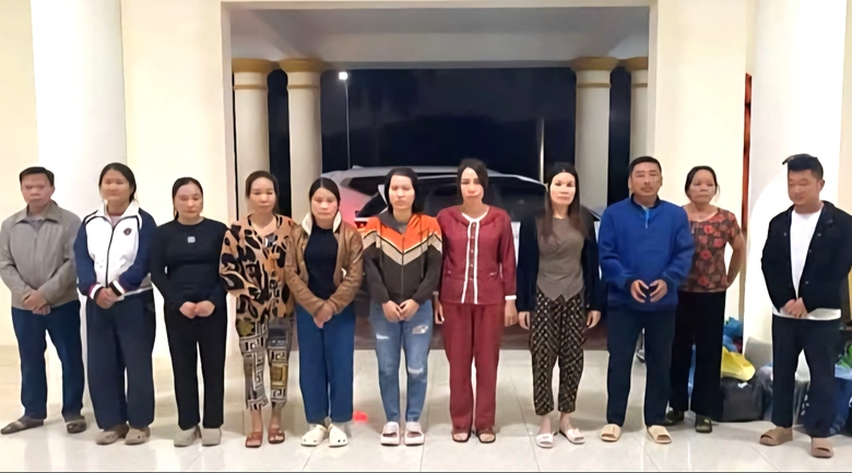 Ninh B&igrave;nh: Khởi tố 12 bị can tội đ&aacute;nh bạc, giao dịch h&agrave;ng th&aacute;ng khoảng 50 tỷ đồng- Ảnh 1.