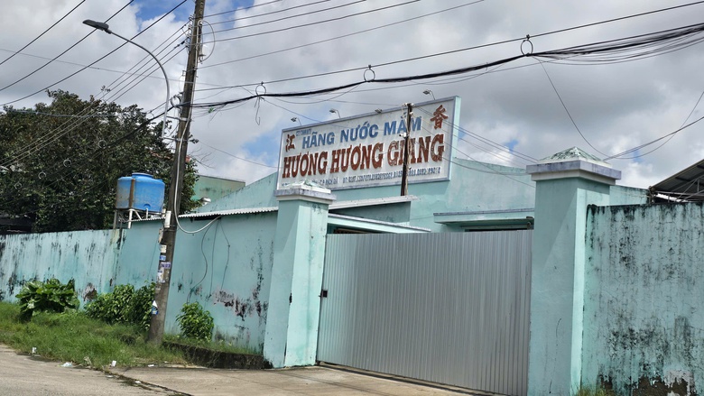 An Giang th&ocirc;ng tin vụ nh&agrave; m&aacute;y sản xuất nước mắm bị phản &aacute;nh g&acirc;y &ocirc; nhiễm- Ảnh 1.