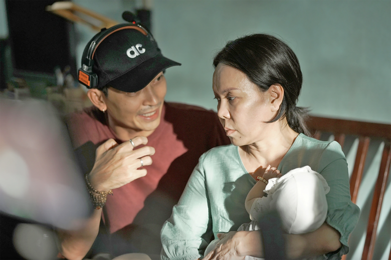 Diễn vi&ecirc;n Việt Hương: T&ocirc;i may mắn v&igrave; g&oacute;p sức l&agrave;m nhiều phim trăm tỷ- Ảnh 2.