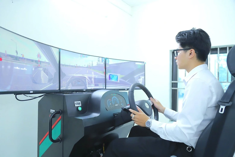 Nhiều chuyển biến t&iacute;ch cực tại c&aacute;c trung t&acirc;m đ&agrave;o tạo l&aacute;i xe- Ảnh 5.