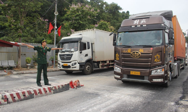 V&igrave; sao kinh tế cửa khẩu Lạng Sơn li&ecirc;n tục tăng trưởng vượt bậc?- Ảnh 2.