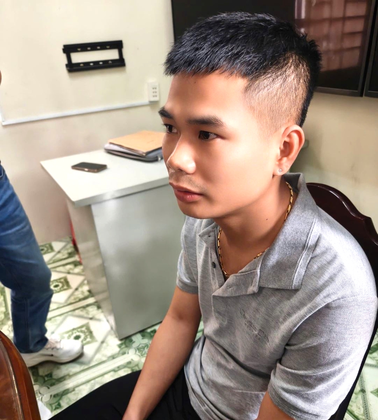 Hưng Yên: Triệt phá đường dây cho vay nặng lãi qua iCloud iPhone, giao dịch hơn 30 tỷ đồng- Ảnh 1. Hưng Yên: Triệt phá đường dây cho vay nặng lãi qua iCloud iPhone, giao dịch hơn 30 tỷ đồng- Ảnh 1.