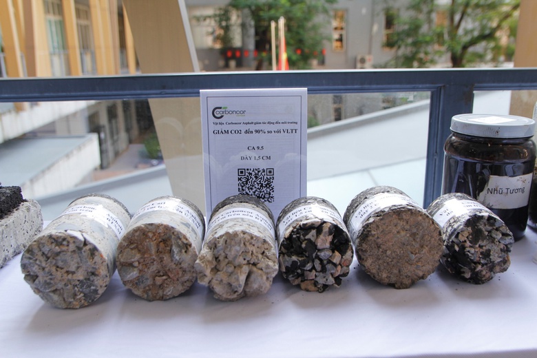 Carboncor asphalt c&oacute; nhiều ưu điểm so với vật liệu x&acirc;y dựng truyền thống.JPG