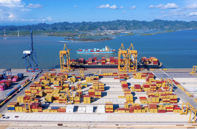 H&agrave;ng hải đẩy mạnh ph&aacute;t triển &ldquo;cảng xanh&rdquo;, giảm ph&aacute;t thải- Ảnh 1.