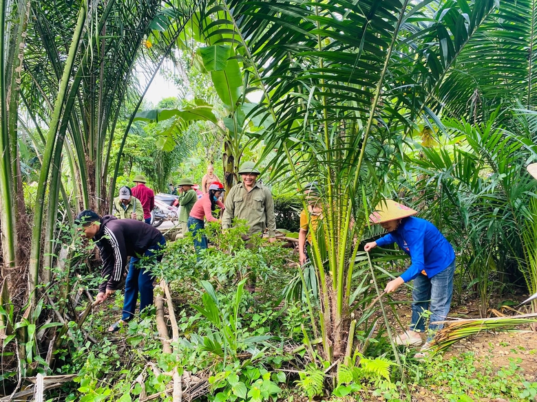 H&agrave; Tĩnh: Quyết t&acirc;m th&aacute;o gỡ "n&uacute;t thắt" g&acirc;y lực cản cho tăng trưởng trong CCHC- Ảnh 4.