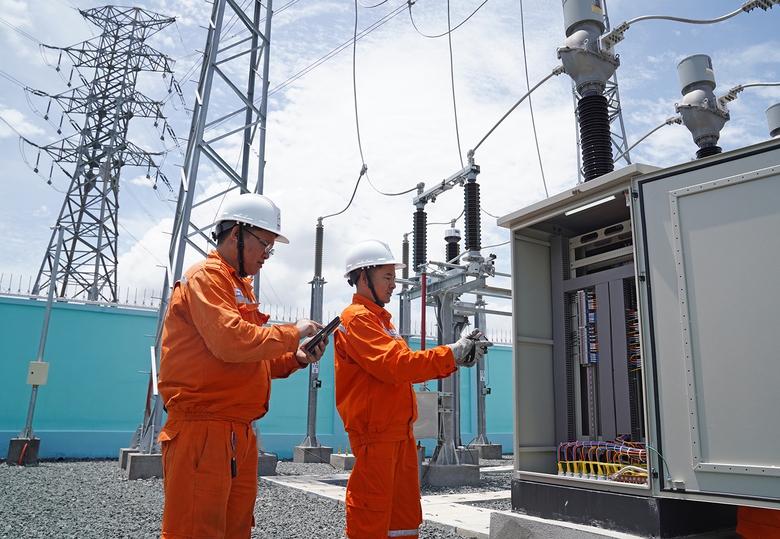 EVNSPC đẩy mạnh ứng dụng c&ocirc;ng nghệ, mang tiện &iacute;ch đến kh&aacute;ch h&agrave;ng- Ảnh 1.