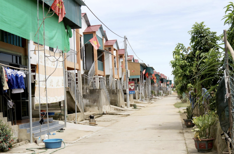 Từ những m&aacute;i nh&agrave; chống lũ, dựng x&acirc;y n&ocirc;ng th&ocirc;n mới bền vững ở H&agrave; Tĩnh- Ảnh 2.