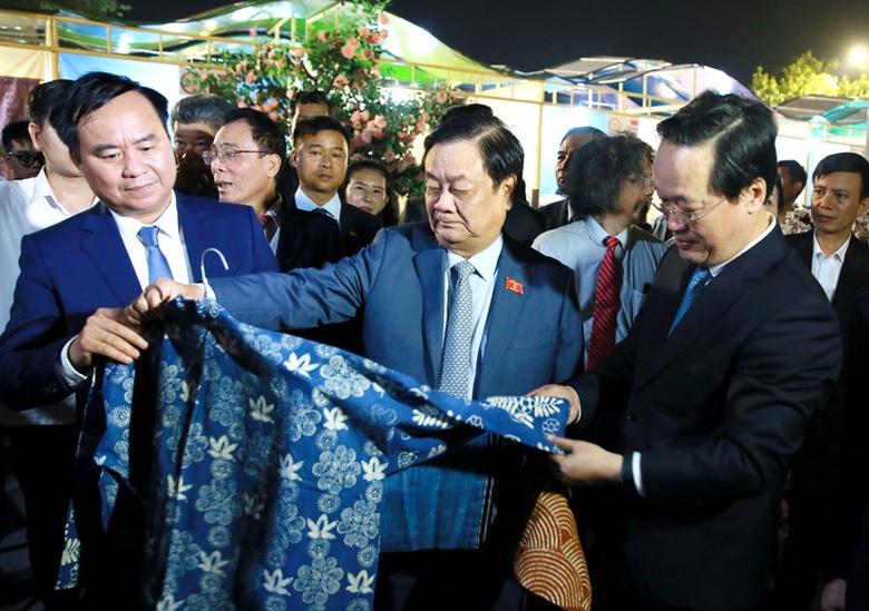 Hà Nội tổ chức Festival bảo tồn và phát triển Làng nghề Quốc tế 2025- Ảnh 6. Hà Nội tổ chức Festival bảo tồn và phát triển Làng nghề Quốc tế 2025- Ảnh 6.