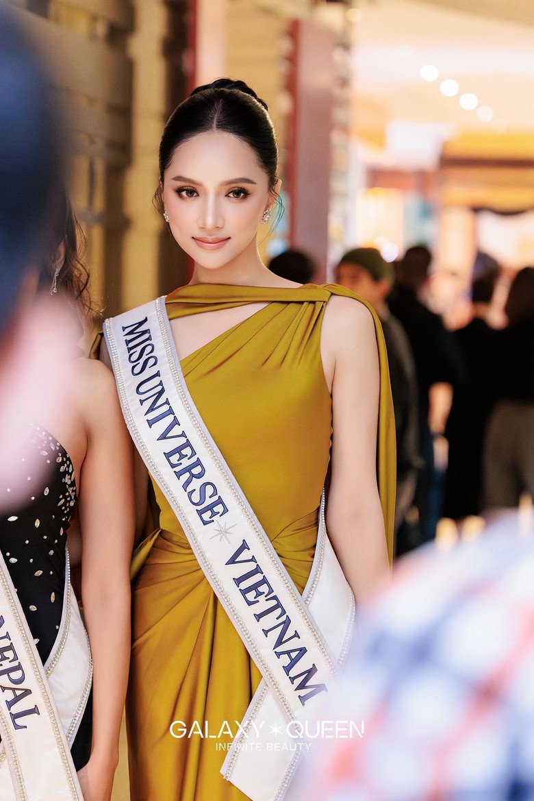Hương Giang bị c&aacute;c chuy&ecirc;n trang sắc đẹp tuy&ecirc;n bố phũ ph&agrave;ng tại Miss Universe 2025- Ảnh 4.