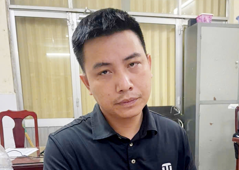 An Giang: Đối tượng bị truy n&atilde; v&igrave; thu&ecirc; xe tự l&aacute;i rồi bỏ trốn ra đầu th&uacute;- Ảnh 1.