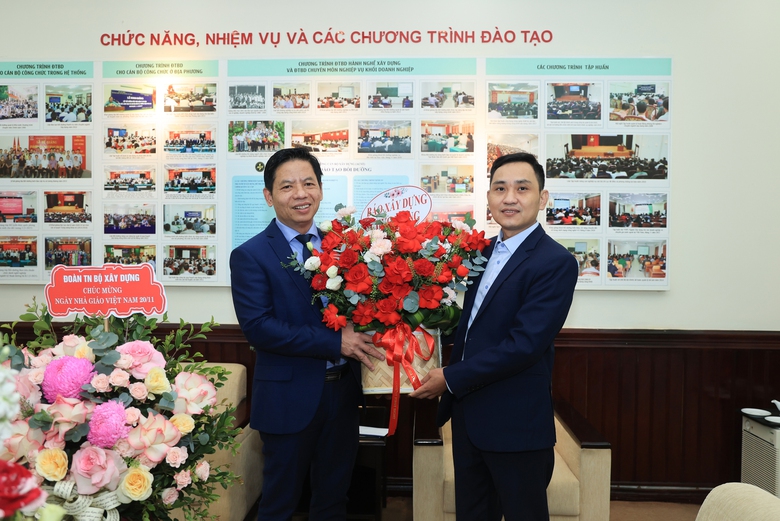 Thứ trưởng Phạm Minh H&agrave;: Đ&agrave;o tạo phải thiết thực, gắn với thực tiễn ng&agrave;nh X&acirc;y dựng- Ảnh 4.