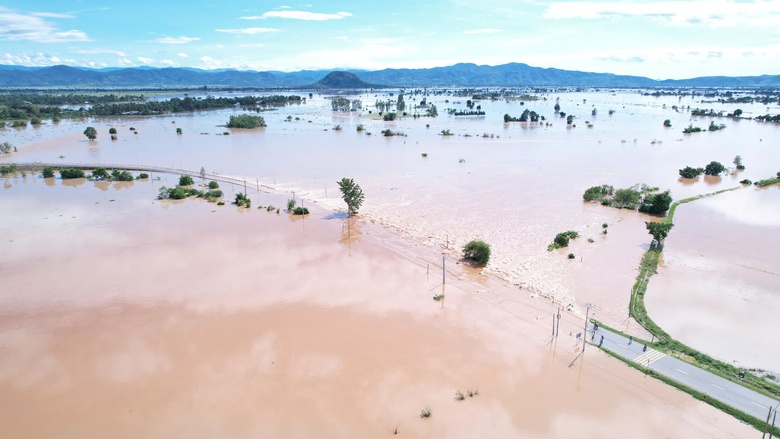 Nhiều tuyến quốc lộ qua Gia Lai bị chia cắt, hàng nghìn nhà dân bị ngập- Ảnh 1. Nhiều tuyến quốc lộ qua Gia Lai bị chia cắt, hàng nghìn nhà dân bị ngập- Ảnh 1.