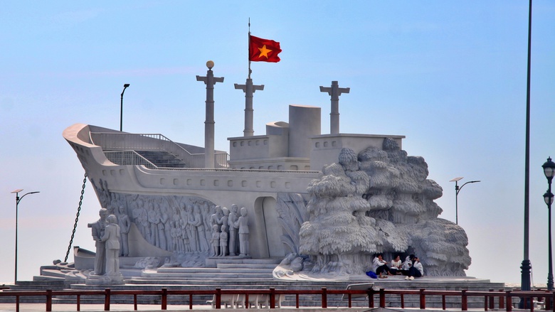 C&agrave; Mau: K&ecirc;u gọi đầu tư cảng h&agrave;ng h&oacute;a, du lịch quy m&ocirc; 1,8ha- Ảnh 2.