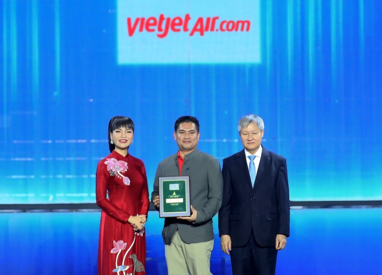 Vietjet hai năm li&ecirc;n tiếp nằm trong Top "Nơi l&agrave;m việc tốt nhất Việt Nam"- Ảnh 1.