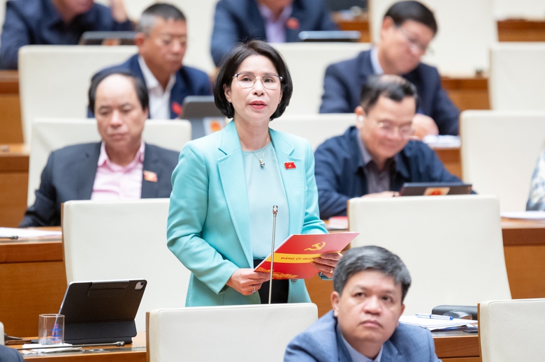 ĐBQH: Cần quy định nghi&ecirc;m ngặt việc mở ng&agrave;nh đ&agrave;o tạo lĩnh vực đặc th&ugrave;- Ảnh 2.