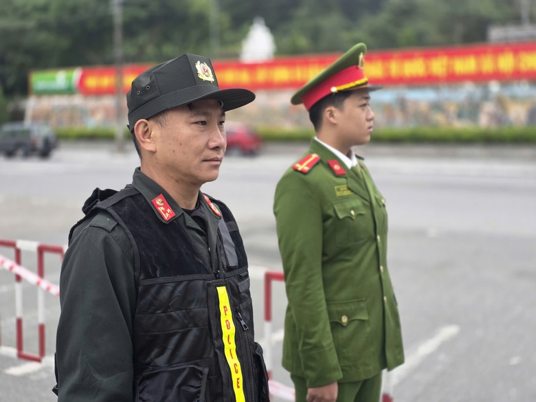 Đảm bảo an toàn giao thông tại Festival Sông Hồng 2025 ra sao?- Ảnh 3. Đảm bảo an toàn giao thông tại Festival Sông Hồng 2025 ra sao?- Ảnh 3.