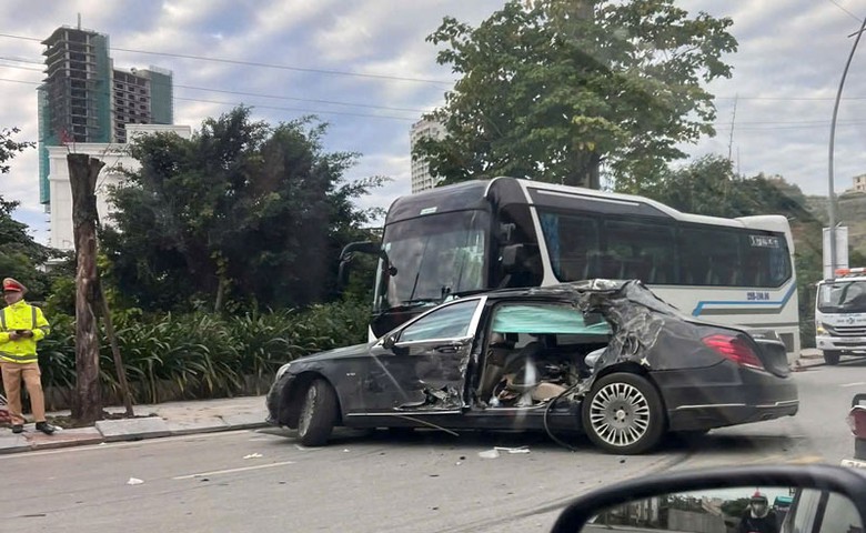 Hiện trường vụ tai nạn khiến hai người thương vong.