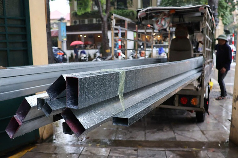 CSGT H&agrave; Nội tịch thu gần 200 xe tự chế, xe k&eacute;o chở h&agrave;ng cồng kềnh- Ảnh 3.