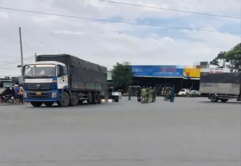 T&acirc;y Ninh: Va chạm giữa xe m&aacute;y v&agrave; &ocirc; t&ocirc; tải, người đ&agrave;n &ocirc;ng tử vong tại chỗ- Ảnh 1.
