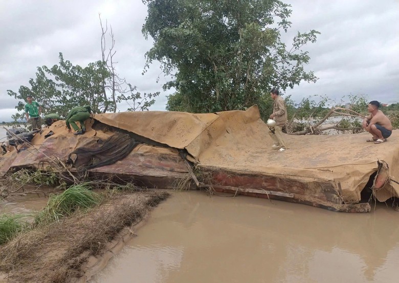 Mưa lũ lịch sử tại miền Trung: H&agrave;ng cứu trợ quốc tế đến với b&agrave; con tỉnh Gia Lai, Đắk Lắk- Ảnh 21.