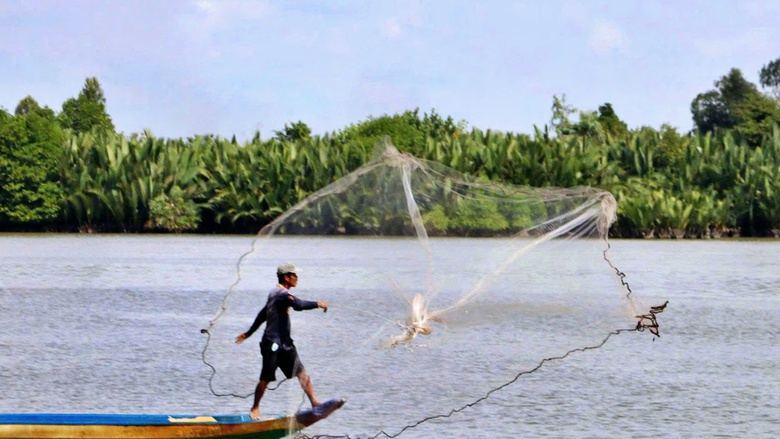 Đầm Thị Tường - "biển hồ giữa đồng bằng" điểm đến l&yacute; tưởng ở C&agrave; Mau- Ảnh 7.