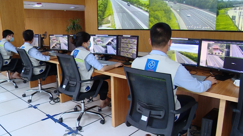 Quản l&yacute; giao th&ocirc;ng th&ocirc;ng minh - hệ tư tưởng quản trị ng&agrave;nh đường bộ trong kỷ nguy&ecirc;n mới- Ảnh 2.