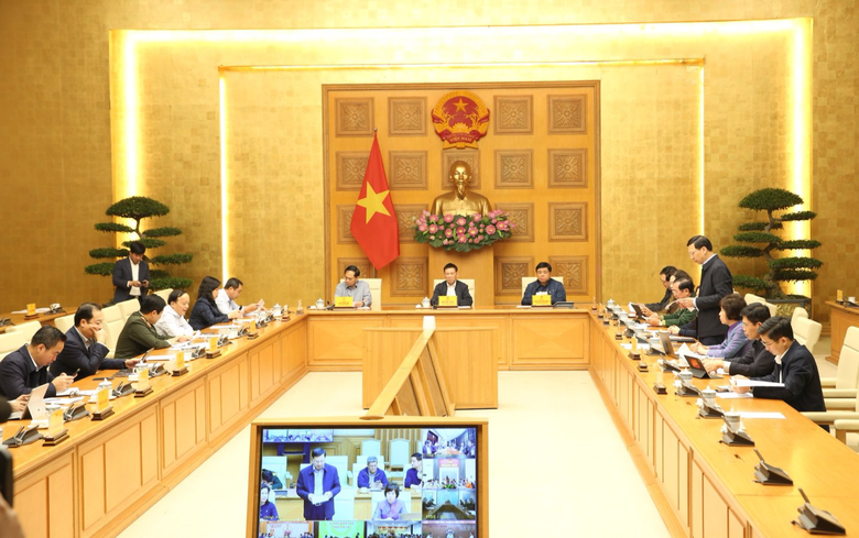 Thủ tướng: Đặt m&igrave;nh v&agrave;o địa vị người d&acirc;n để khắc phục hậu quả thi&ecirc;n tai hiệu quả nhất- Ảnh 3.