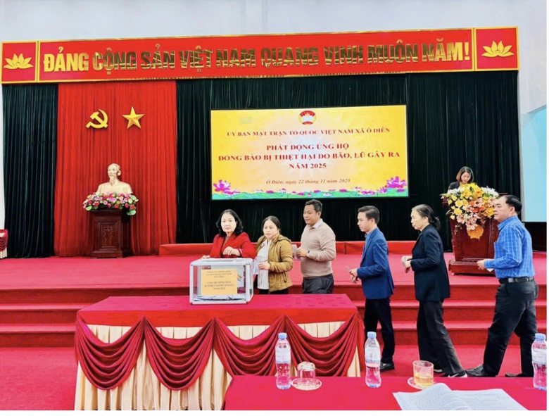 H&agrave; Nội chung tay c&ugrave;ng đồng b&agrave;o miền Trung, T&acirc;y Nguy&ecirc;n vượt lũ- Ảnh 3.