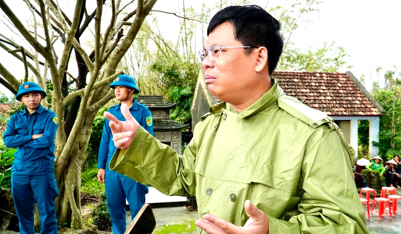 Gia Lai: Người dân Luật Lễ bật khóc khi về lại nhà sau đêm vỡ đê kinh hoàng- Ảnh 3. Gia Lai: Người dân Luật Lễ bật khóc khi về lại nhà sau đêm vỡ đê kinh hoàng- Ảnh 3.