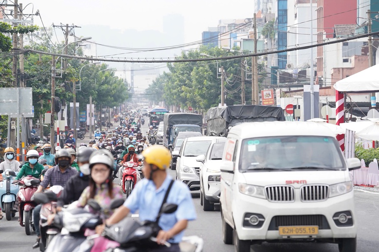 Th&ocirc;ng xe cầu B&igrave;nh Triệu 1 sau khi n&acirc;ng tĩnh kh&ocirc;ng l&ecirc;n 7m- Ảnh 4.