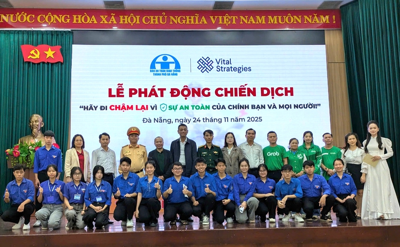 Đ&agrave; Nẵng tưởng niệm nạn nh&acirc;n tử vong do tai nạn giao th&ocirc;ng năm 2025- Ảnh 4.