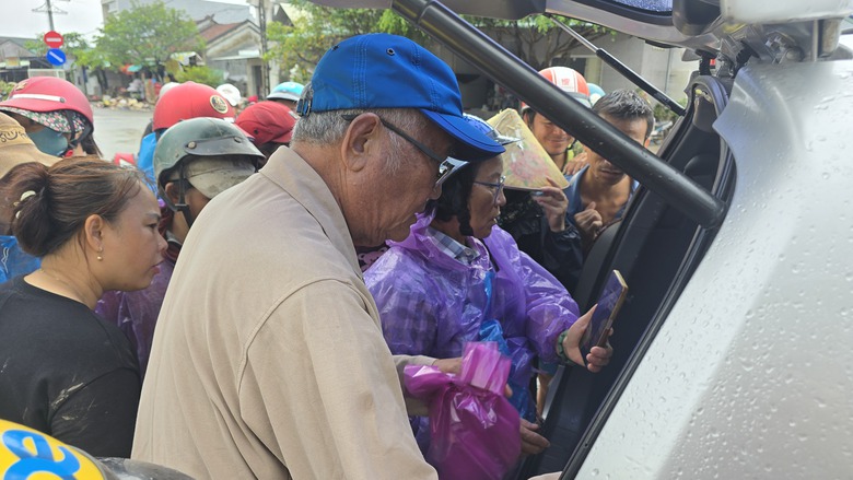 Người d&acirc;n thượng nguồn s&ocirc;ng Ba Hạ g&acirc;y dựng lại cuộc sống từ ngổn ngang b&ugrave;n đất- Ảnh 5.