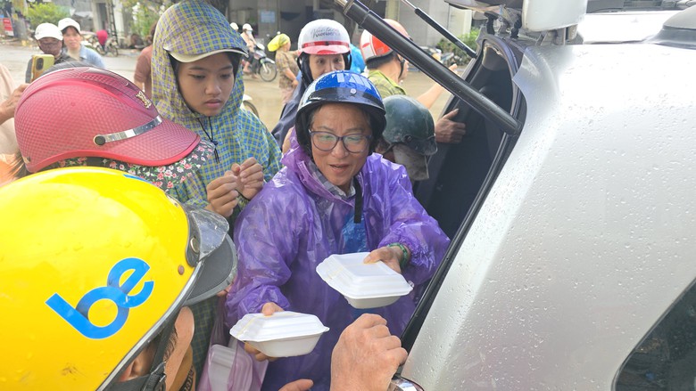 Người d&acirc;n thượng nguồn s&ocirc;ng Ba Hạ g&acirc;y dựng lại cuộc sống từ ngổn ngang b&ugrave;n đất- Ảnh 4.