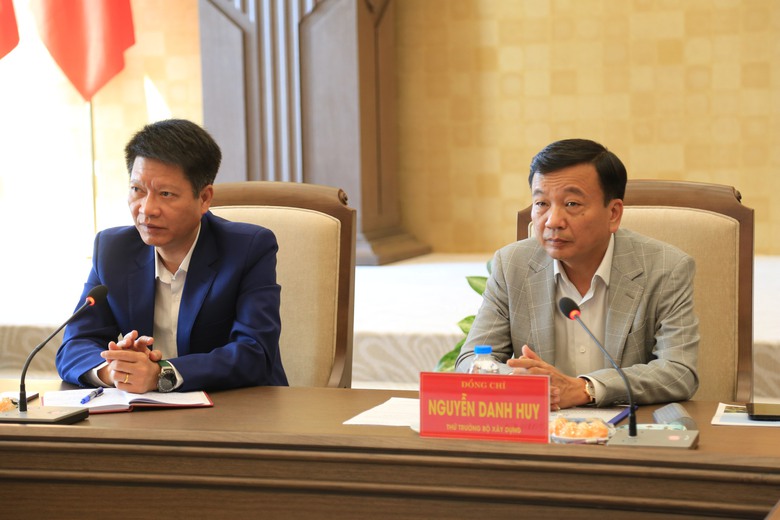 Sớm hoàn tất các điều kiện để khởi công tuyến đường sắt Lào Cai - Hà Nội - Hải Phòng- Ảnh 2. Sớm hoàn tất các điều kiện để khởi công tuyến đường sắt Lào Cai - Hà Nội - Hải Phòng- Ảnh 2.