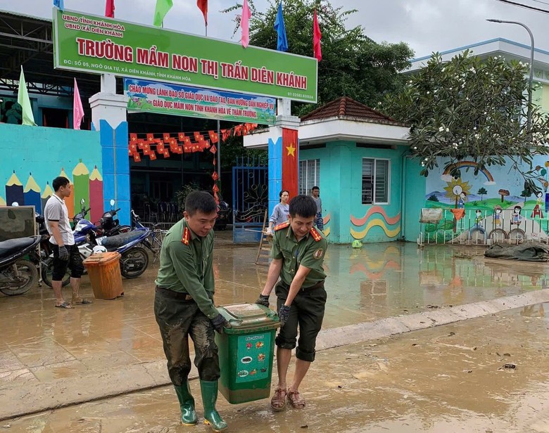 Gần 2.000 trường học bị ảnh hưởng sau mưa lũ ở Nam Trung Bộ, T&acirc;y Nguy&ecirc;n- Ảnh 1.