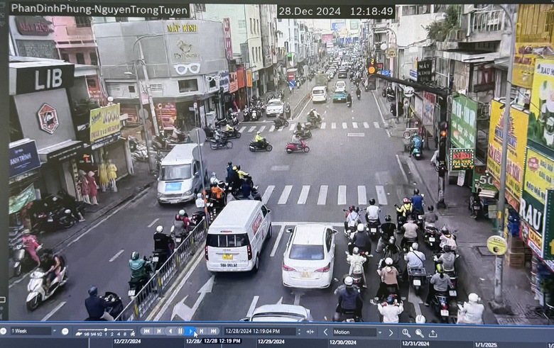 TP.HCM: Camera AI "soi" đường phố, 1.395 xe bị d&iacute;nh danh s&aacute;ch phạt nguội th&aacute;ng 10- Ảnh 1.