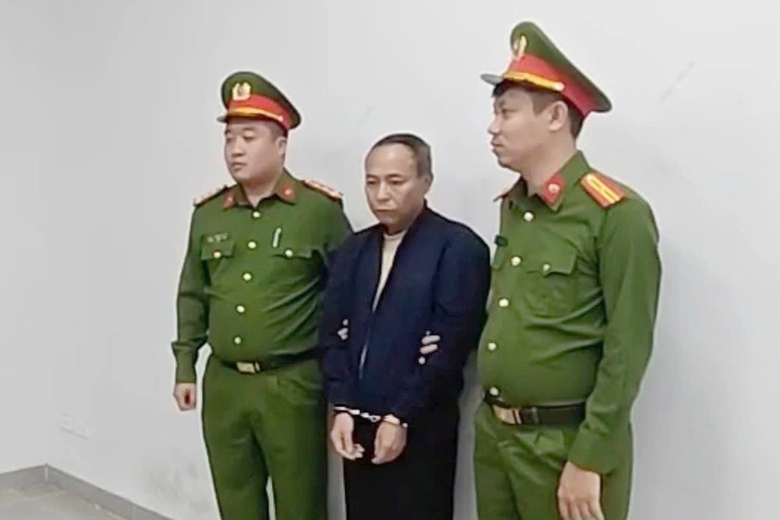 Cựu Viện phó Pháp y tâm thần Trung ương bị khởi tố vì "chạy" bệnh án cho kẻ buôn ma túy- Ảnh 1. Cựu Viện phó Pháp y tâm thần Trung ương bị khởi tố vì "chạy" bệnh án cho kẻ buôn ma túy- Ảnh 1.