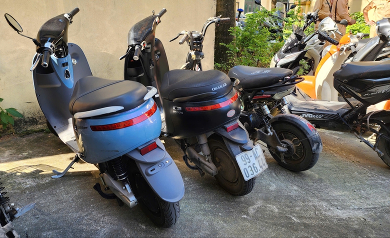 Bắc Ninh: Nhiều học sinh đi xe m&aacute;y vi phạm giao th&ocirc;ng bị xử phạt- Ảnh 6.