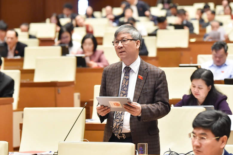 ĐBQH: Cấm kinh doanh thuốc l&aacute; điện tử, b&oacute;ng cười để bảo vệ sức khoẻ người d&acirc;n- Ảnh 3.