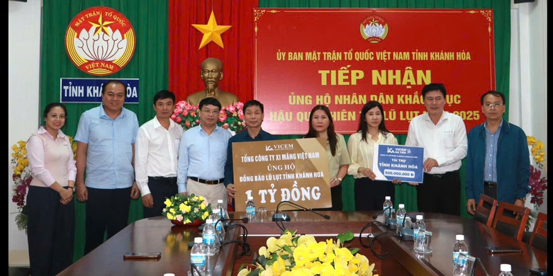 VICEM trao 6 tỷ đồng, hỗ trợ  b&agrave; con miền Trung t&aacute;i thiết- Ảnh 1.