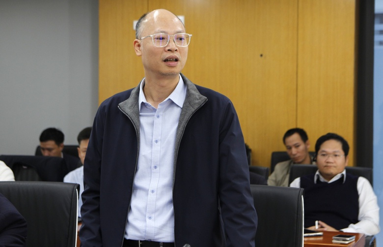 Vụ trưởng Vụ Khoa học c&ocirc;ng nghệ, m&ocirc;i trường v&agrave; vật liệu x&acirc;y dựng L&ecirc; Trung Th&agrave;nh ph&aacute;t biểu tại cuộc họp về c&ocirc;ng t&aacute;c x&acirc;y dựng ti&ecirc;u chuẩn, quy chuẩn kỹ thuật ng&agrave;nh X&acirc;y dựng.