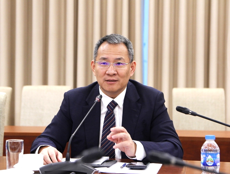 &Ocirc;ng Trương Hiểu Xu&acirc;n, Chủ tịch Tập đo&agrave;n SZSC đ&atilde; chia sẻ về c&aacute;c c&ocirc;ng nghệ hỗ trợ ph&aacute;t triển đ&ocirc; thị th&ocirc;ng minh tại th&agrave;nh phố Thẩm Quyến.
