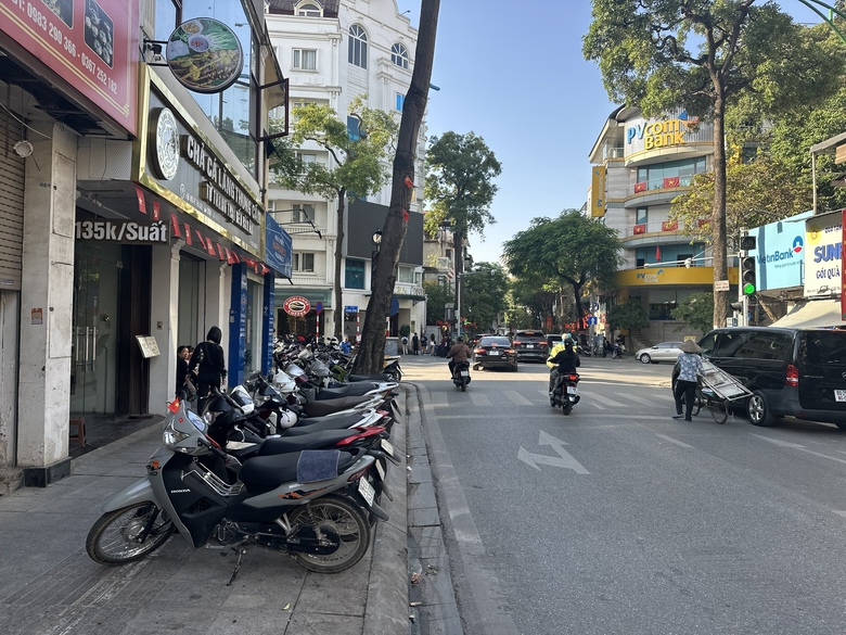 Diện mạo những tuyến phố sầm uất nhất Thủ đ&ocirc; sau triển khai phường kiểu mẫu- Ảnh 20.
